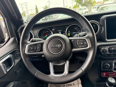 Used 2022 Jeep Wrangler Unlimited Rubicon 4xe AWD/4WD image 14