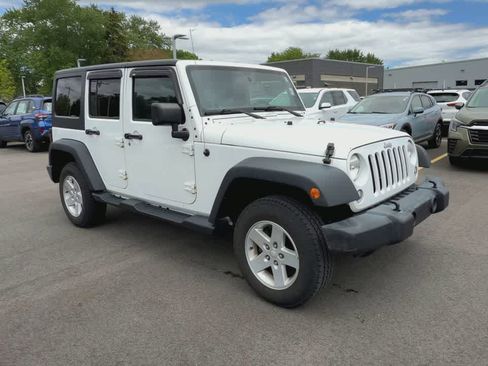 Used 2017 Jeep Wrangler Unlimited Sport w/ Quick Order Package 24S AWD/4WD image 2