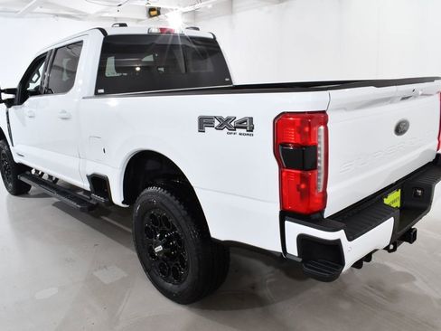 New 2026 Ford F350 Lariat w/ Black Appearance Package image 15