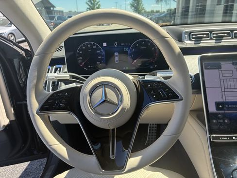 Used 2024 Mercedes-Benz S 580 4MATIC Sedan image 13