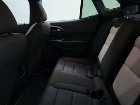 Certified 2024 Chevrolet Trax RS image 18