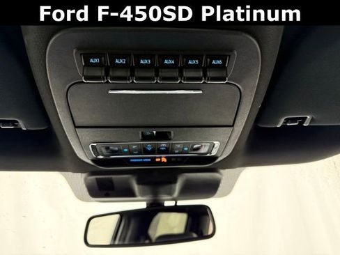 Used 2026 Ford F450 Platinum w/ FX4 Off-Road Package image 42