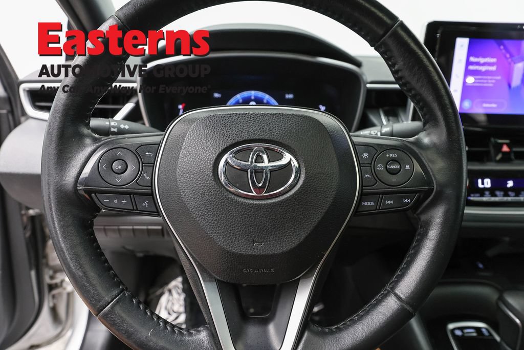 Used 2023 Toyota Corolla XSE FWD image 11