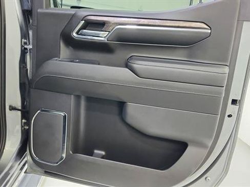 Used 2024 Chevrolet Silverado 1500 LTZ RWD image 28