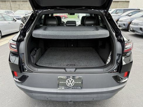 Certified 2023 Volkswagen ID.4 Pro S image 9