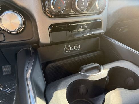 Used 2024 RAM 1500 Laramie image 13