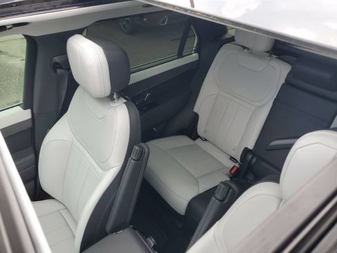 Used 2025 Land Rover Range Rover Sport Dynamic SE AWD/4WD image 32