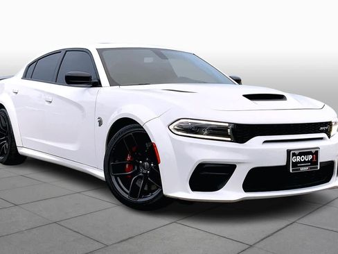 Used 2023 Dodge Charger SRT Hellcat w/ Harman/Kardon Audio Group image 2
