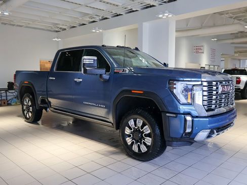 New 2026 GMC Sierra 2500 Denali w/ Denali Reserve Package image 1