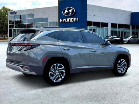 New 2026 Hyundai Tucson Limited FWD image 8