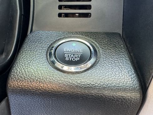 Certified 2018 Ford F350 Platinum w/ Platinum Ultimate Package image 19