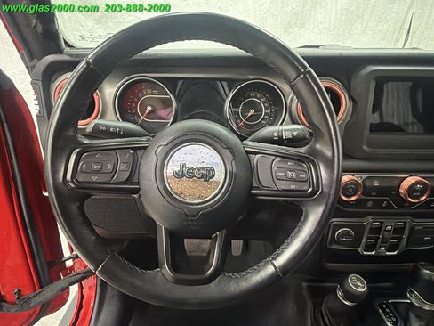 Used 2021 Jeep Gladiator Sport AWD/4WD image 4