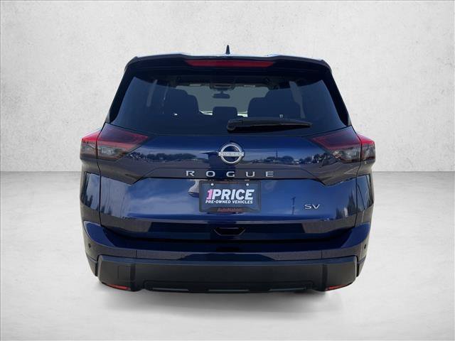 Used 2024 Nissan Rogue SV FWD image 6