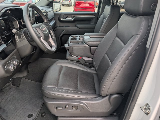 Used 2026 GMC Sierra 1500 SLT AWD/4WD image 8