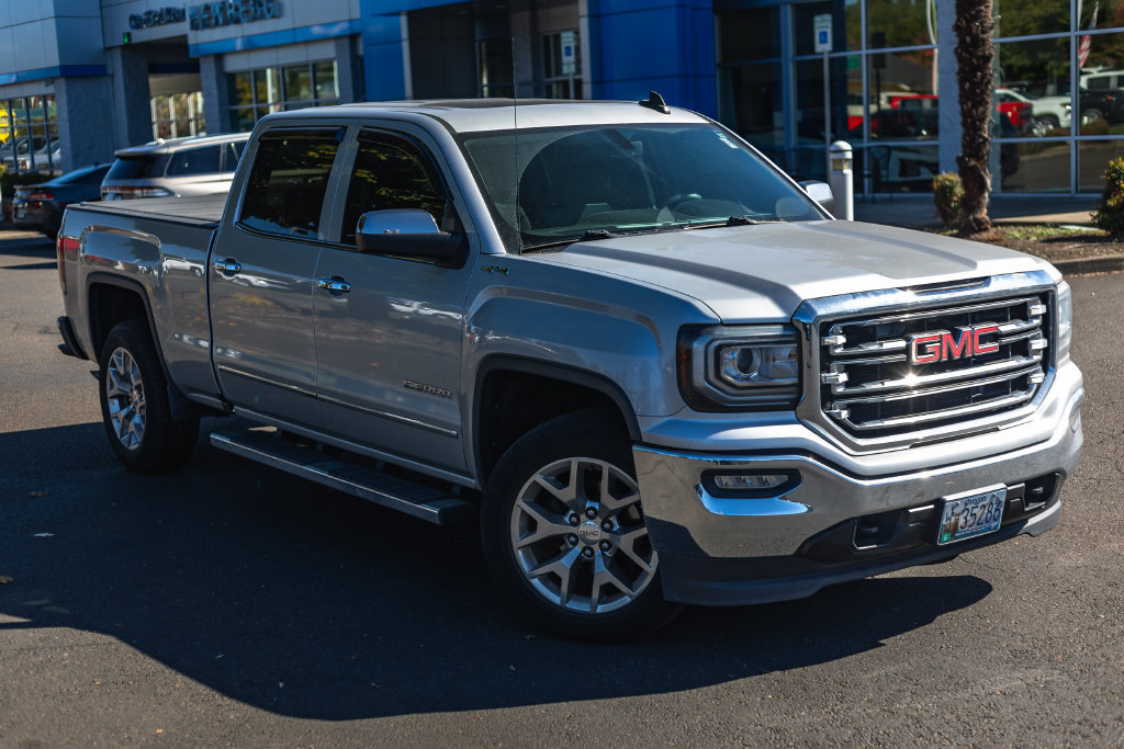 Used 2017 GMC Sierra 1500 SLT w/ SLT Premium Package AWD/4WD image 2
