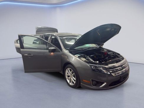 Used 2011 Ford Fusion SEL w/ 302A Rapid Spec Order Code image 7