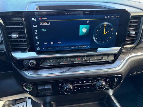 Used 2024 Chevrolet Silverado 2500 LTZ w/ LTZ Plus Package image 14