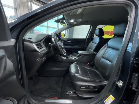Used 2019 GMC Acadia SLT image 11