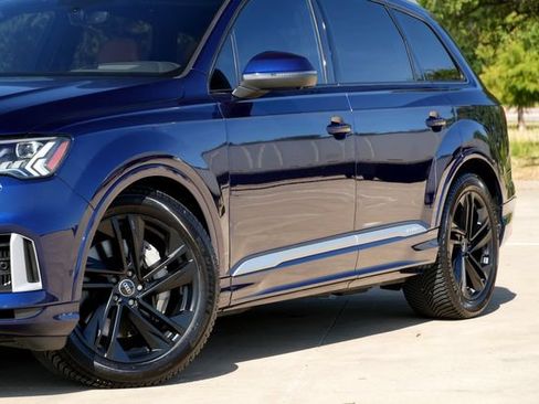 Used 2021 Audi Q7 3.0T Prestige w/ Prestige Package AWD/4WD image 23