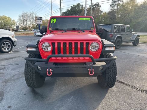 Used 2019 Jeep Wrangler Unlimited Sport S AWD/4WD image 2