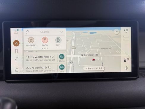 Used 2023 Land Rover Defender 110 SE image 16