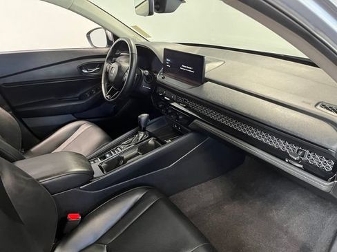Used 2025 Honda Accord EX-L image 11