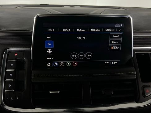 Used 2021 GMC Yukon SLT w/ SLT Luxury Plus Package image 16