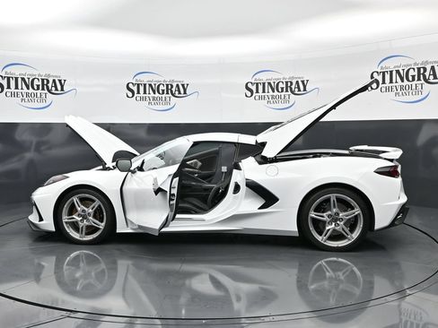 Used 2025 Chevrolet Corvette Stingray Premium Cpe w/ Z51 Performance Package RWD image 40