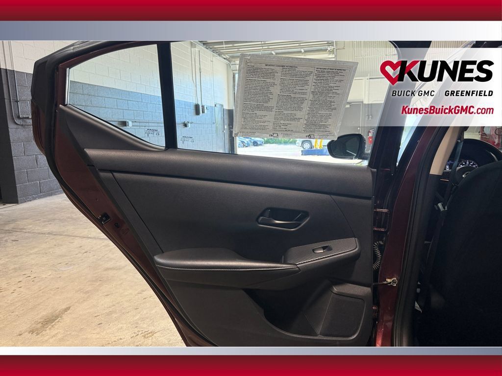 Used 2024 Nissan Sentra SV FWD image 28