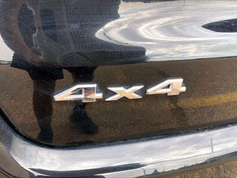 Used 2018 Jeep Compass Limited w/ Navigation Group AWD/4WD image 30