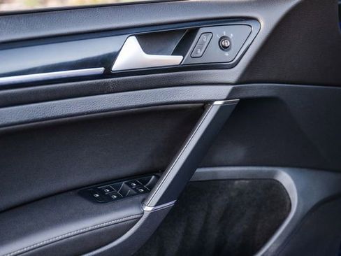 Used 2015 Volkswagen Golf R 4-Door image 65