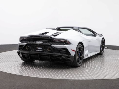 Used 2020 Lamborghini Huracan EVO AWD/4WD image 22