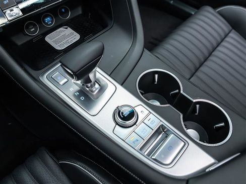 New 2026 Genesis G70 2.5T Prestige image 25