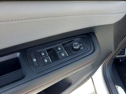 New 2026 Volkswagen Atlas Peak Edition image 10