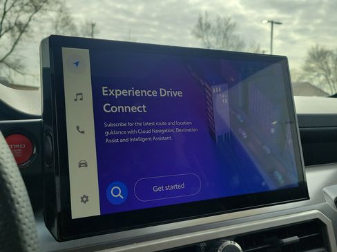 Used 2024 Toyota Tacoma TRD Off-Road w/ TRD Off Road Upgrade Package image 27