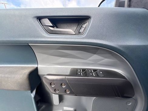 Certified 2024 Ford Maverick XL FWD image 12