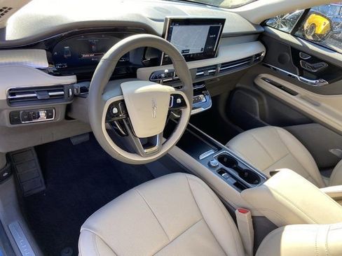 Used 2023 Lincoln Corsair AWD w/ Equipment Group 101A image 22