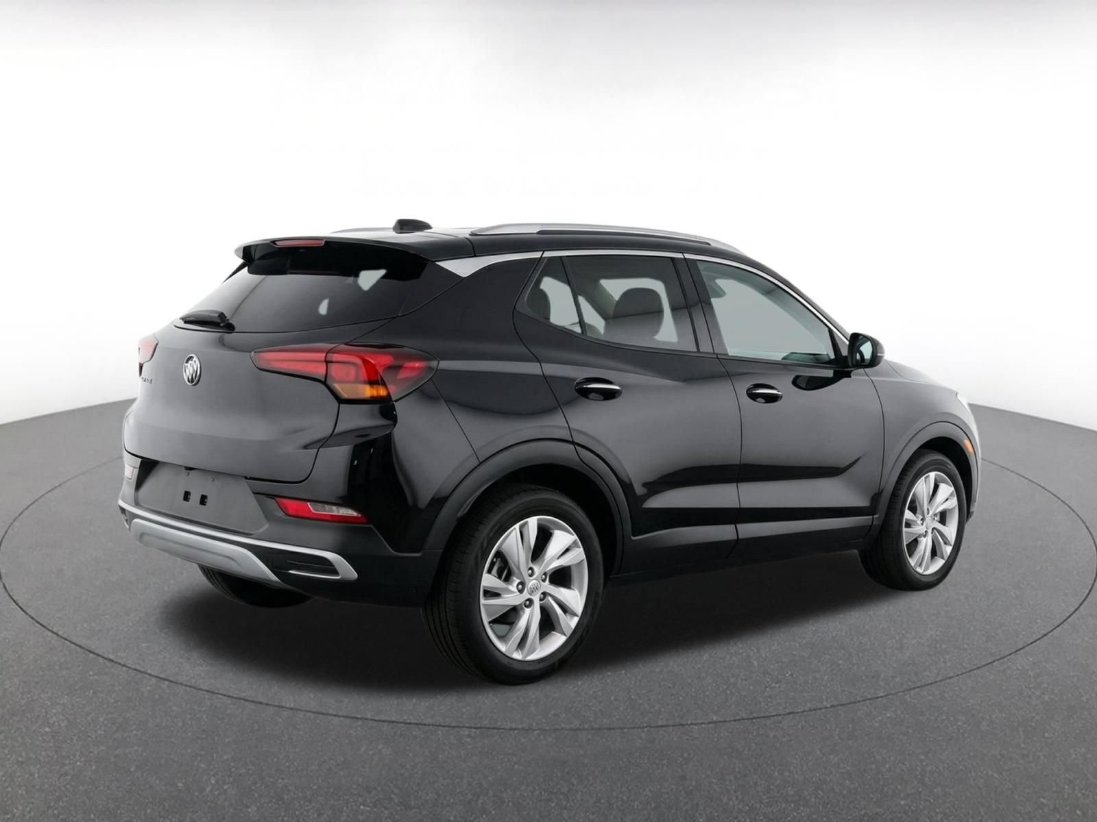 Used 2025 Buick Encore GX Preferred AWD/4WD image 8