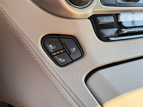Used 2018 GMC Yukon Denali AWD/4WD image 22
