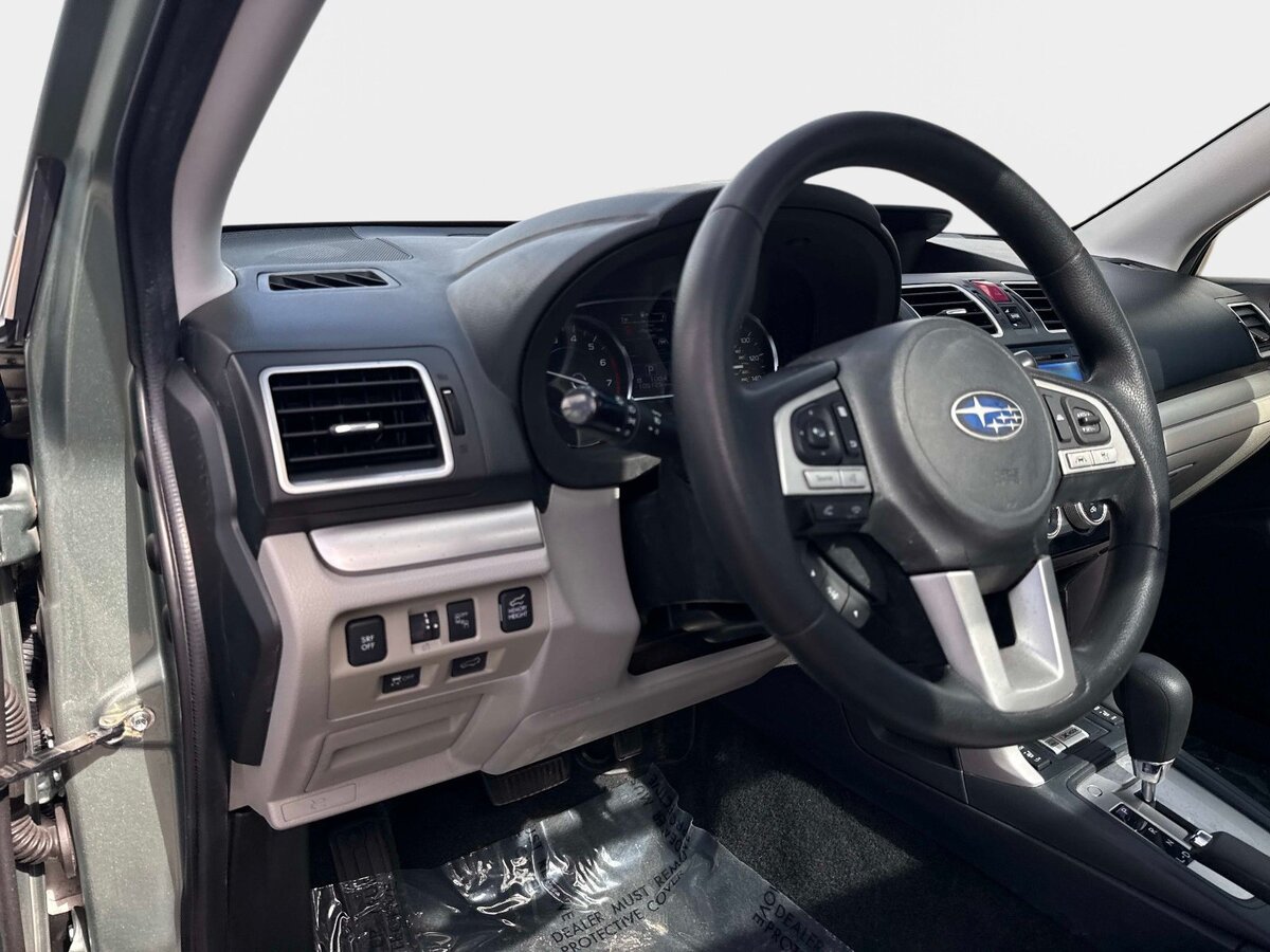 Used 2018 Subaru Forester 2.5i Premium AWD/4WD image 16
