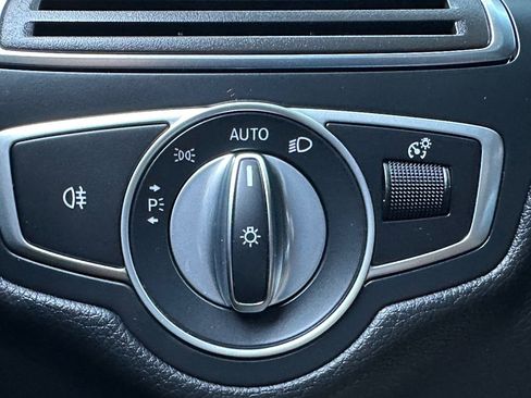 Used 2018 Mercedes-Benz GLC 300 SUV w/ AMG Line image 34