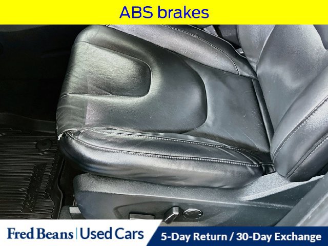 Used 2019 Ford Edge Titanium AWD/4WD image 24