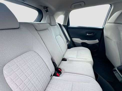 Certified 2024 Honda HR-V LX image 29