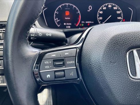 Used 2022 Honda Civic EX image 17