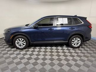 Used 2024 Honda CR-V LX video 3