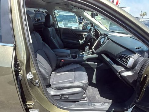 Certified 2025 Subaru Outback Limited AWD/4WD image 16