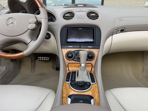 Used 2006 Mercedes-Benz SL 500 image 55
