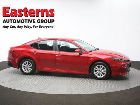 Used 2025 Toyota Camry SE FWD image 44