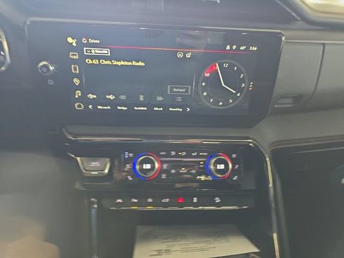 Certified 2024 GMC Sierra 1500 AT4 w/ AT4 Premium Package AWD/4WD image 15