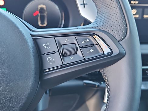 Used 2024 Alfa Romeo Tonale Veloce image 17